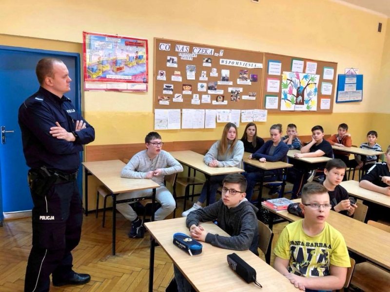 Lublinieccy policjanci szkolą uczniów naszej szkoły