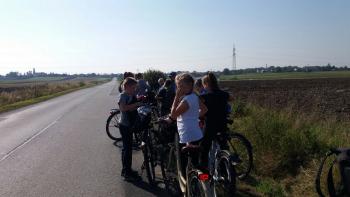 9db86d-img_20170929_wa0019.jpg 
