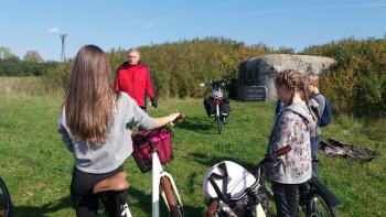 c85bd8-img_20170929_wa0052.jpg 