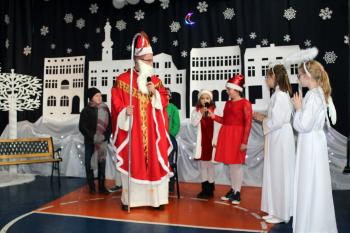 85a3d8-img_1719.jpg 