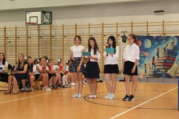 835c02-img_4930.jpg 