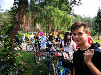 Klasa 7 a i 7b na rajdzie rowerowym do Leśnicy - Łowiska